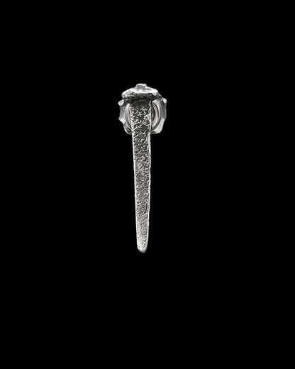 Nail Earring - stud (single)